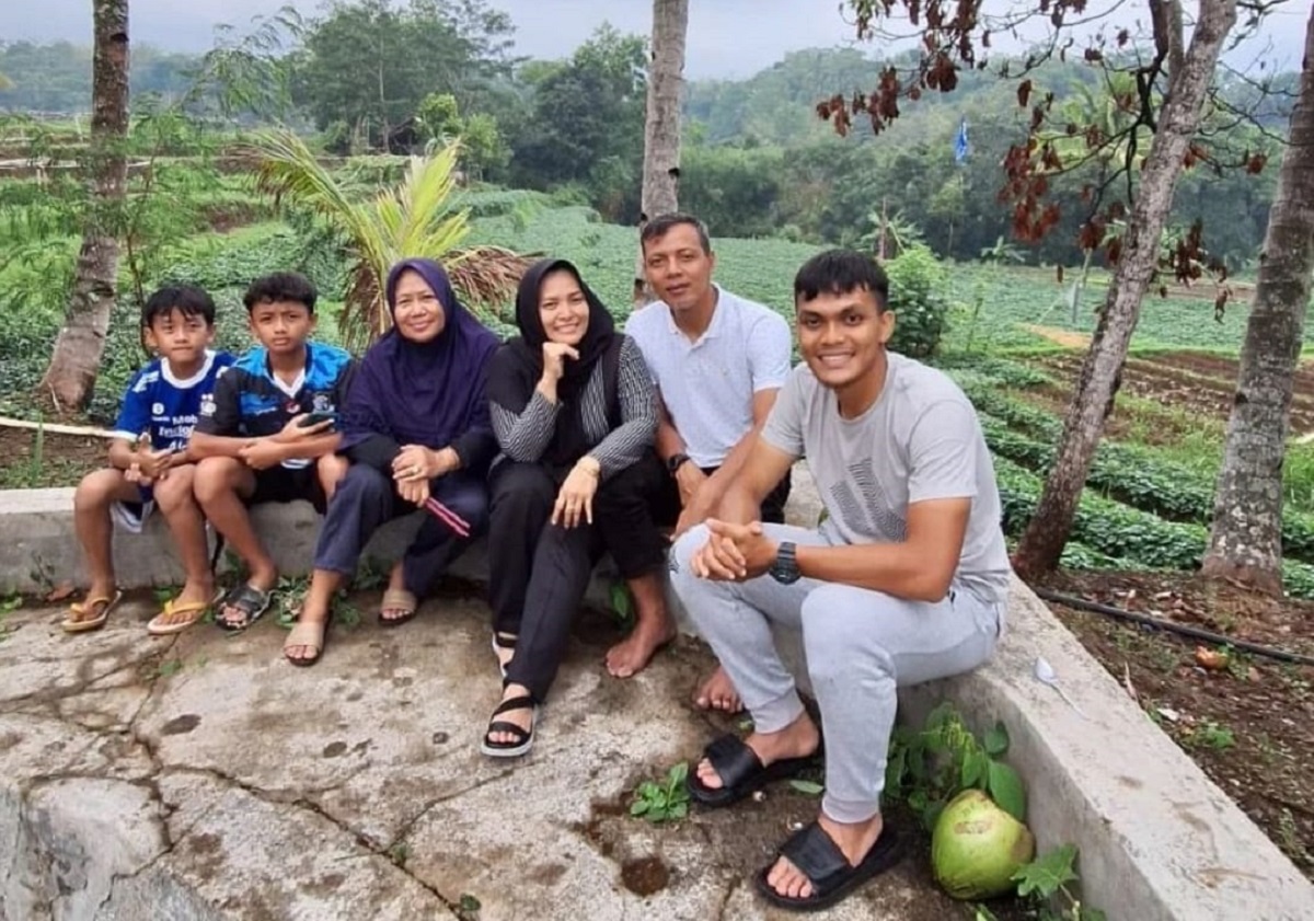 Momen Rachmat Irianto - Bejo Sugiantoro Mudik ke Kuningan, Sudah Lama Tak Pulang Kampung