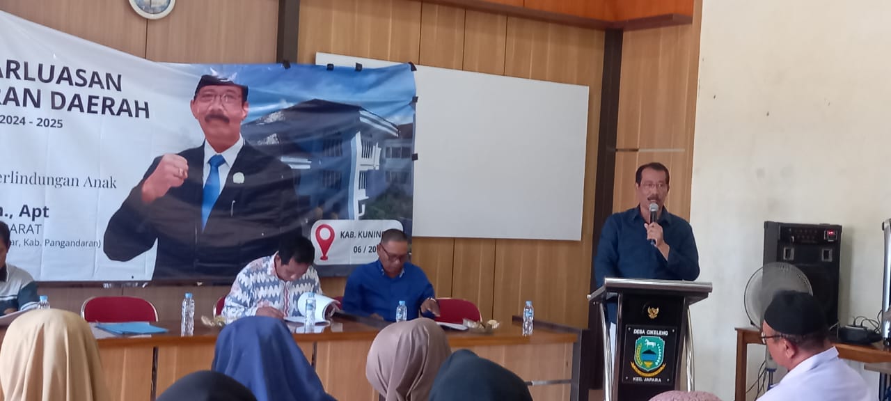 Temui Warga Desa Cikeleng, Japara, Toto Suharto Sosialisasi Perda Perlindungan Anak