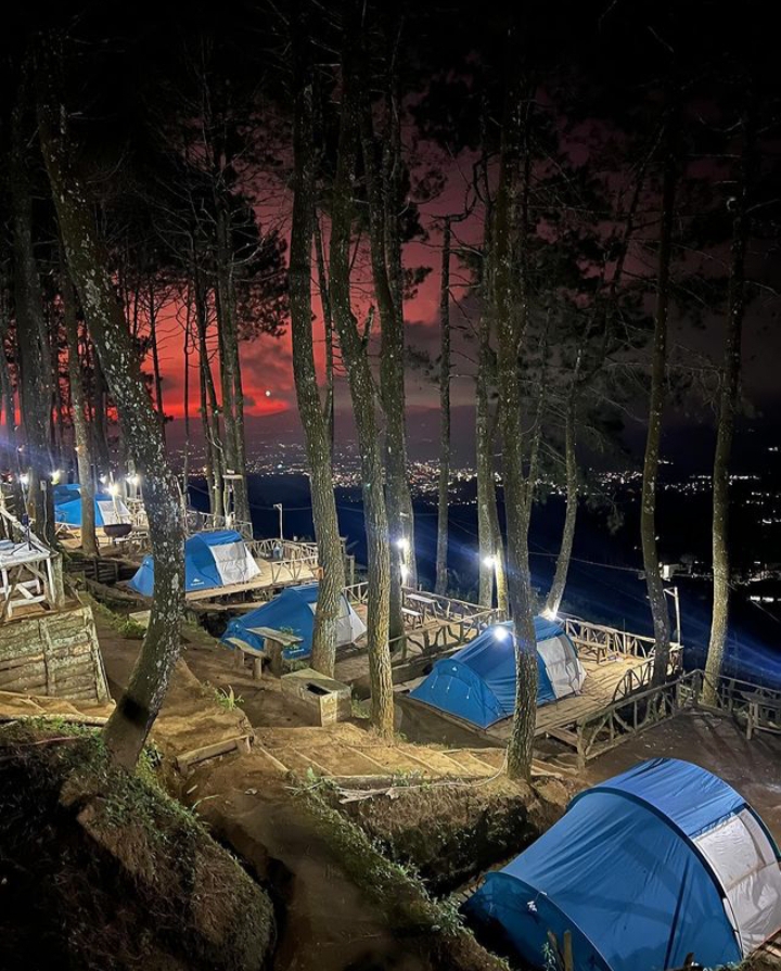 5 Tempat Camping yang Hits dan Favorit di Kuningan, Menikmati Malam yang Syahdu dengan View yang Memukau 