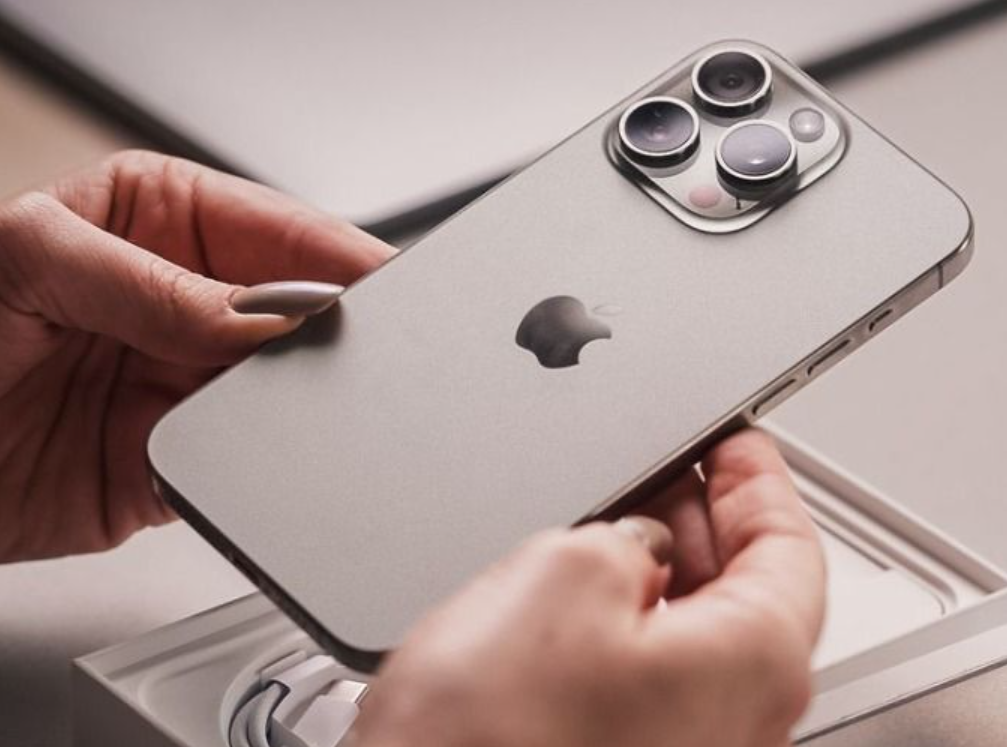 IOS 18 Rilis Dengan Fitur Baru, Inilah 2 IPhone yang Didukung Fitur Apple Intellegence