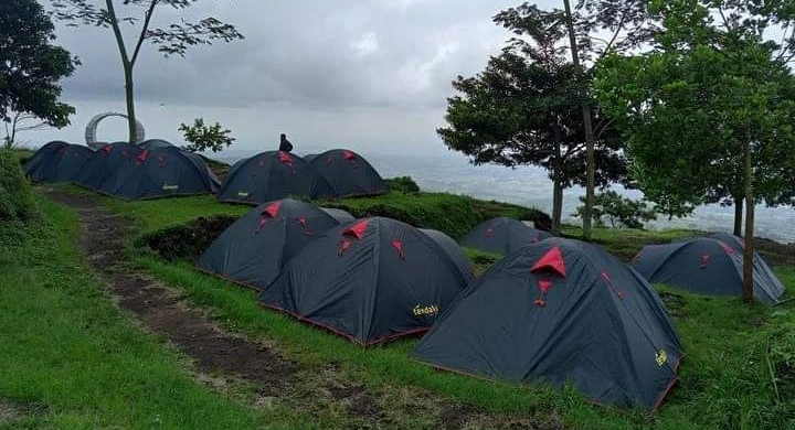 Rekomendasi Tempat 'Camping' di Kuningan: Sukageuri View Kuningan Tawarkan 3 Hal Menarik untuk Anda!