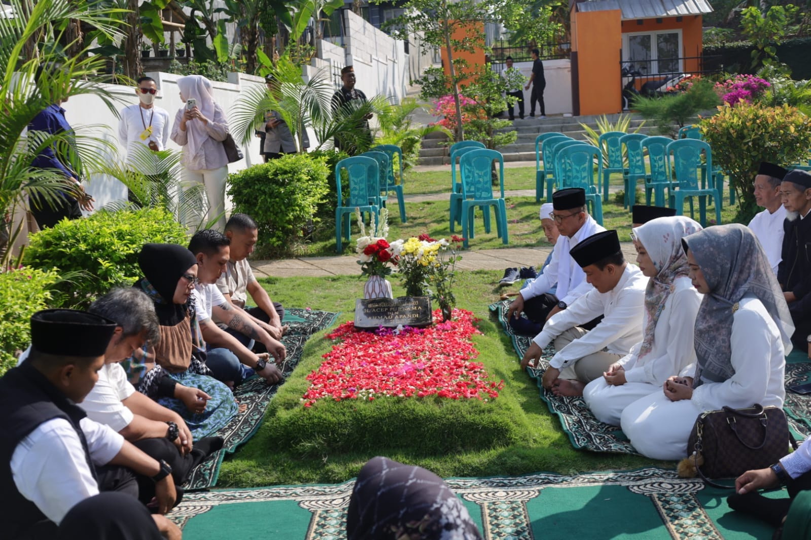 Ziarah Hari Jadi ke-528 Kuningan, Makam 21 Bupati Terdahulu Dikunjungi