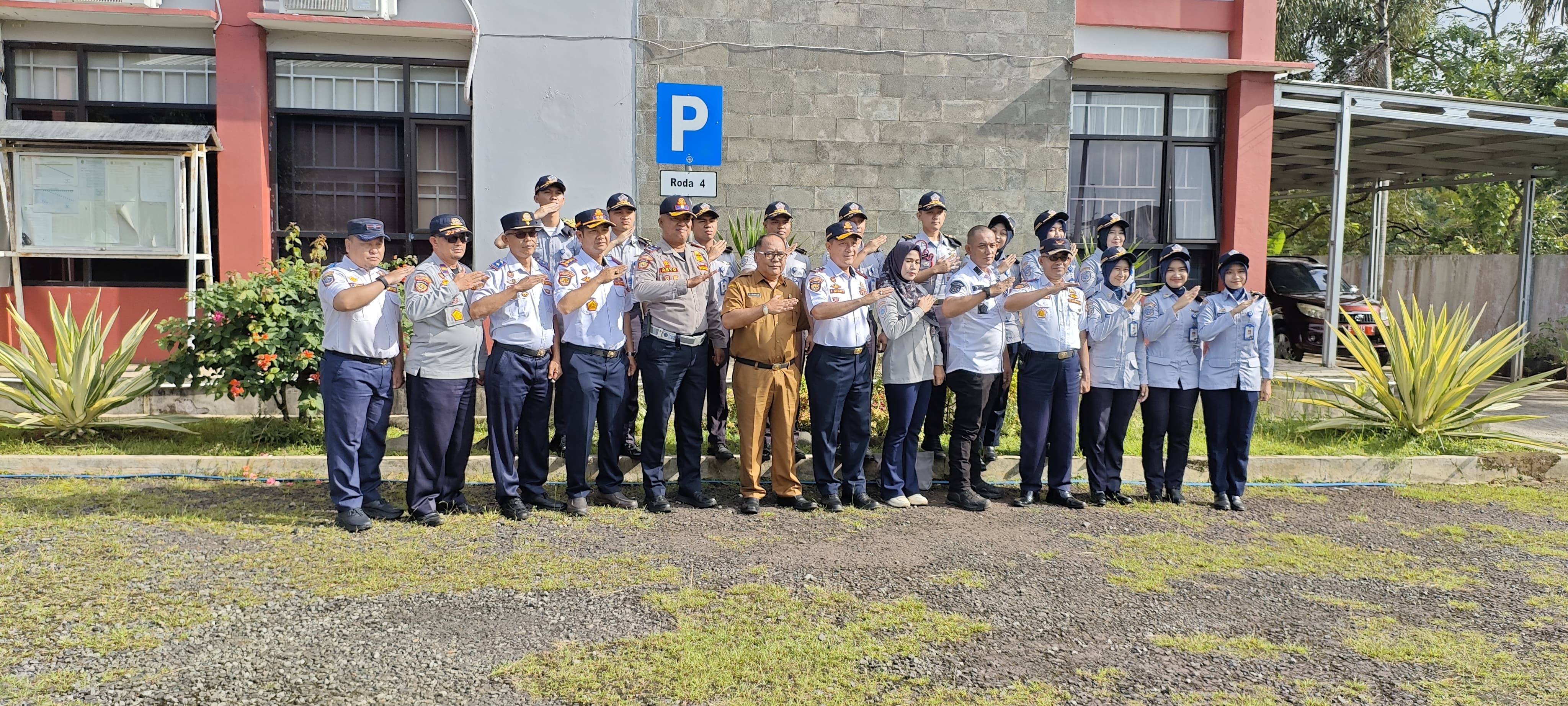 Rangga Gumilar Promosi Jabatan, Inilah Skuad Baru Dishub Kuningan Kejar Target PAD