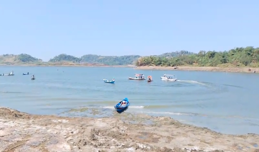 Pemancing Tenggelam di Bendungan Kuningan, Berusaha Kejar Joran yang Lepas