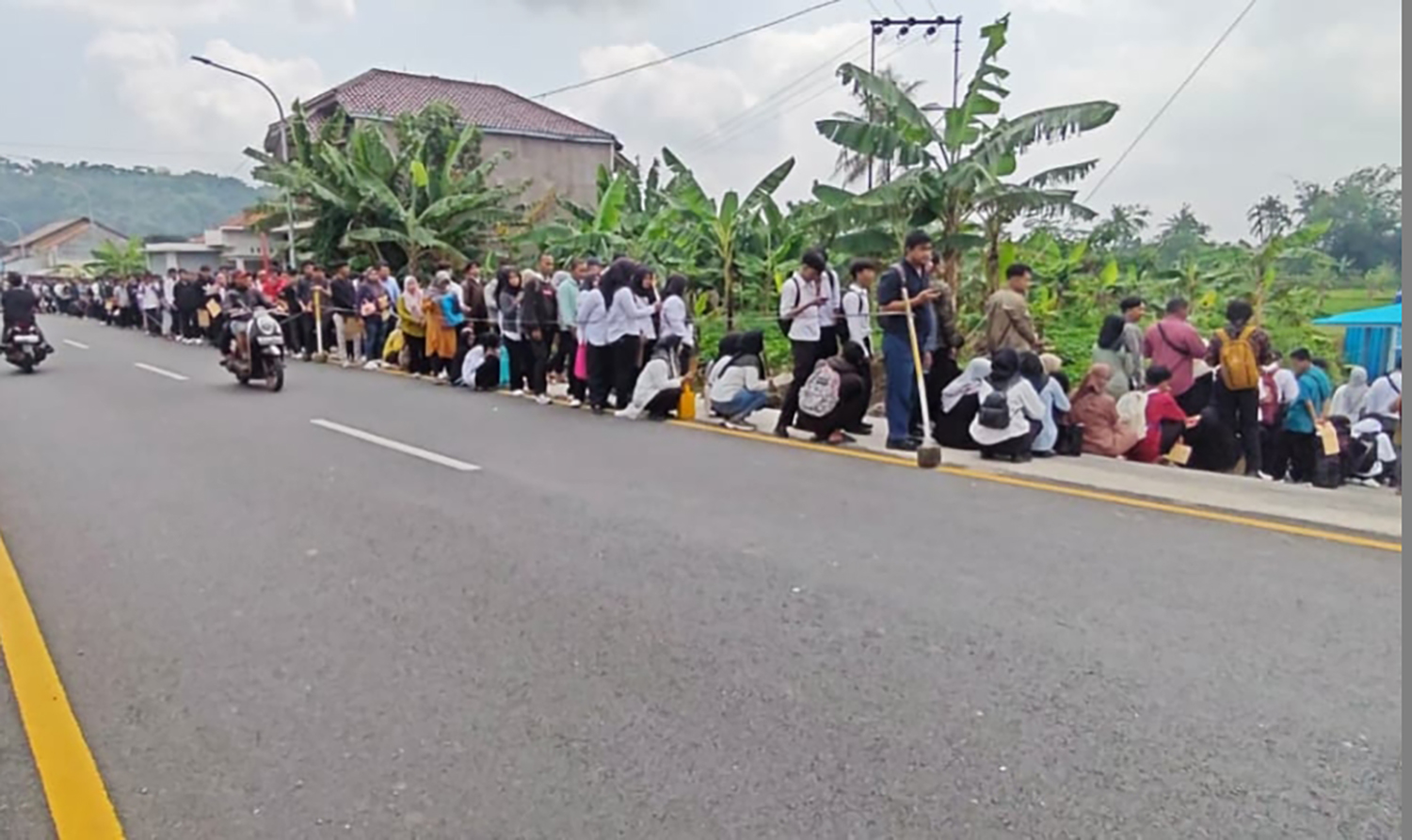 Kepala Desa Nanggerang: Jumlah Pelamar SPPG Kalahkan Rekrutmen Perusahaan Besar