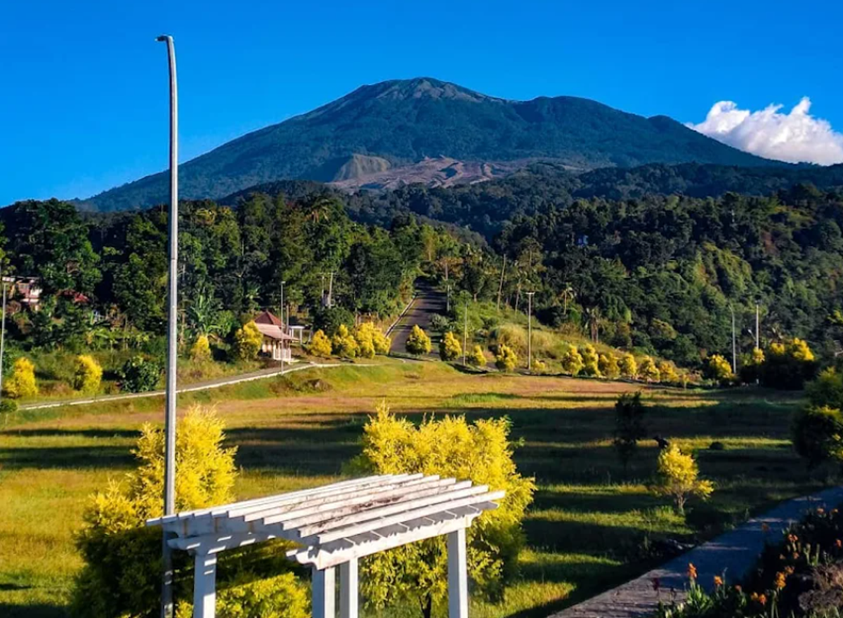 5 Destinasi Wisata Alam Kuningan yang Dekat Bandara Kertajati dan Cocok untuk Liburan Keluarga