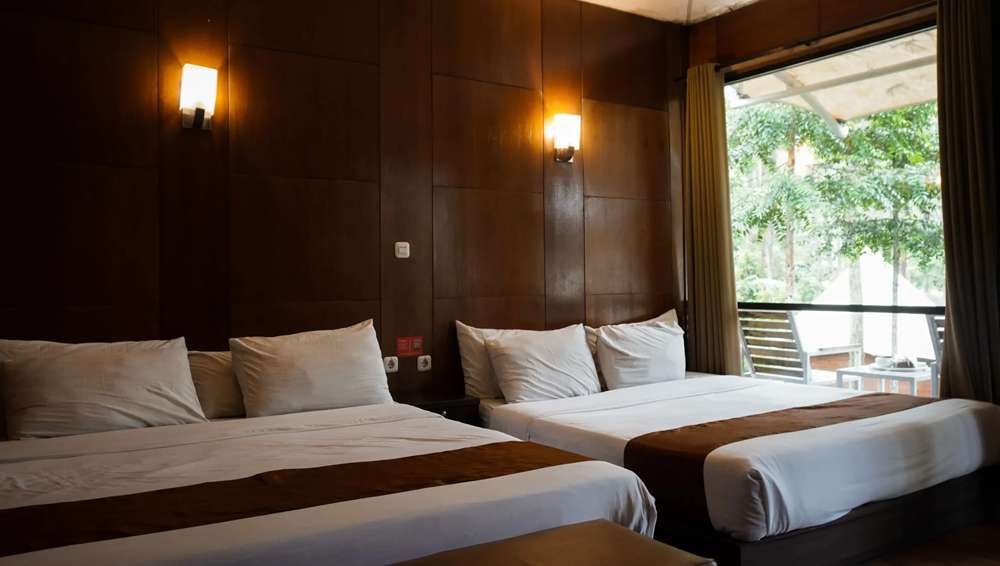 Mempunyai Udara yang Sejuk, Inilah 3 Tempat Glamping di Cikole Bandung