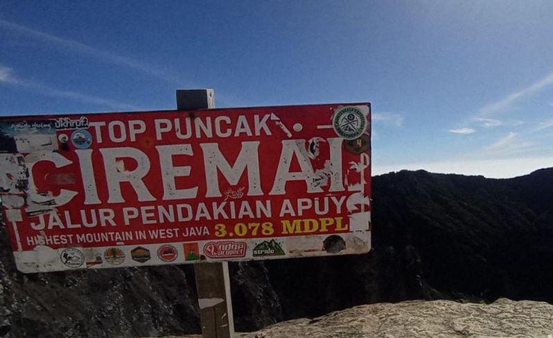 Mulai dari Simaksi hingga Sewa Porter, Berikut 6 Rincian Biaya Mendaki Gunung Ciremai untuk Sekali Pendakian
