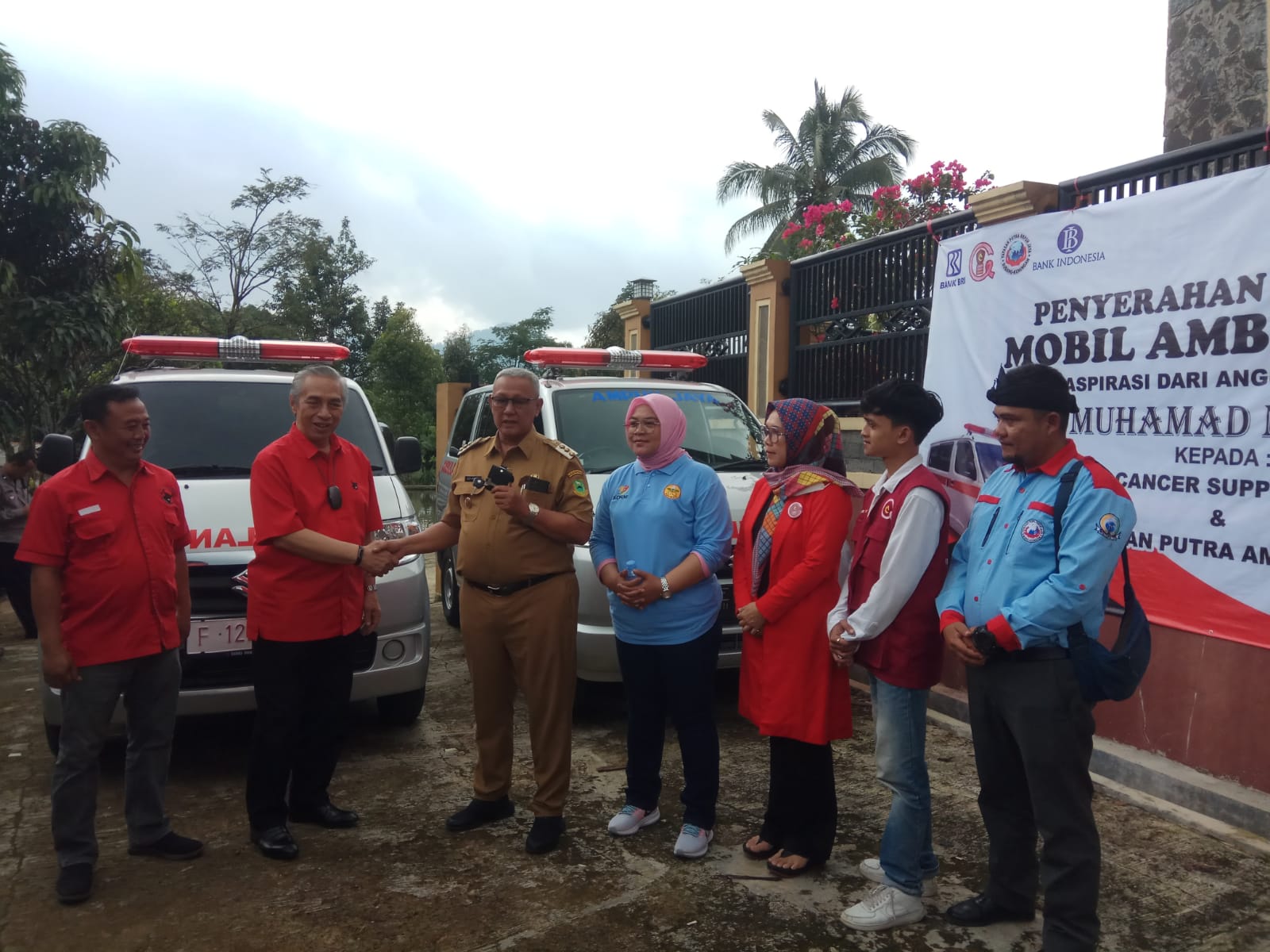 Mantap, Nurdin Kembali Sumbang Mobil Ambulans