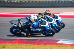 Rayakan 1 Dekade Perjalanan Yamaha Sunday Race, Mandalika Jadi Panggung Selebrasi