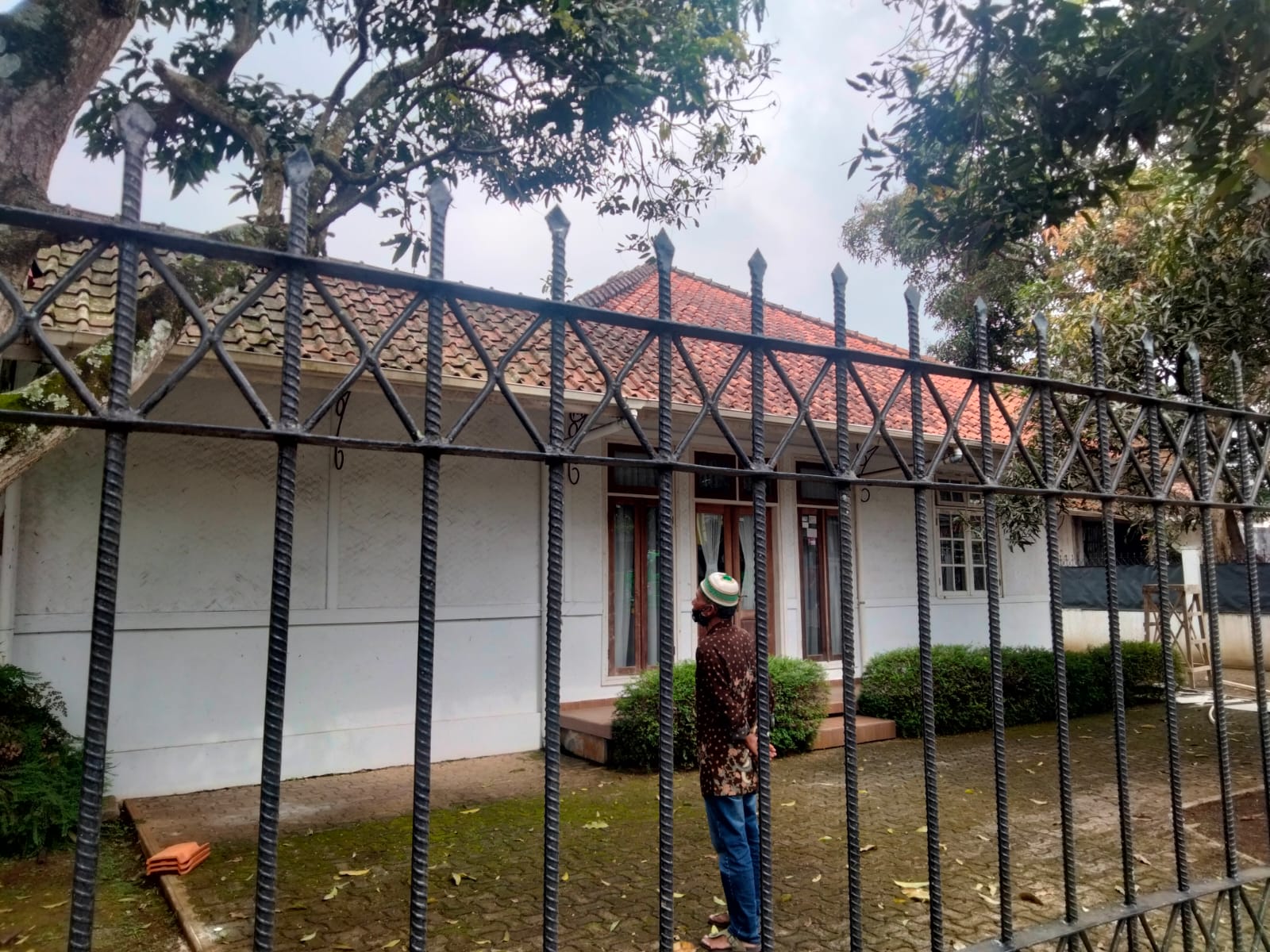 Melihat Rumah Keluarga Anies Baswedan di Kuningan, Dekat Makam Gede