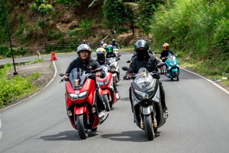 Sukses di 11 Kota, Selebrasi Satu Dekade NMAX Raih Antusiasme Tinggi Dari Pengguna MAXi Lintas Generasi