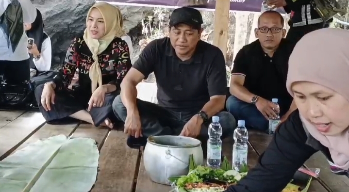 Komunitas Ojol Kuningan dan Rokhmat Ardiyan Ngaliwet Bareng, Ketua Bagasi: Kami Terkesan Sosok Pak Ardiyan