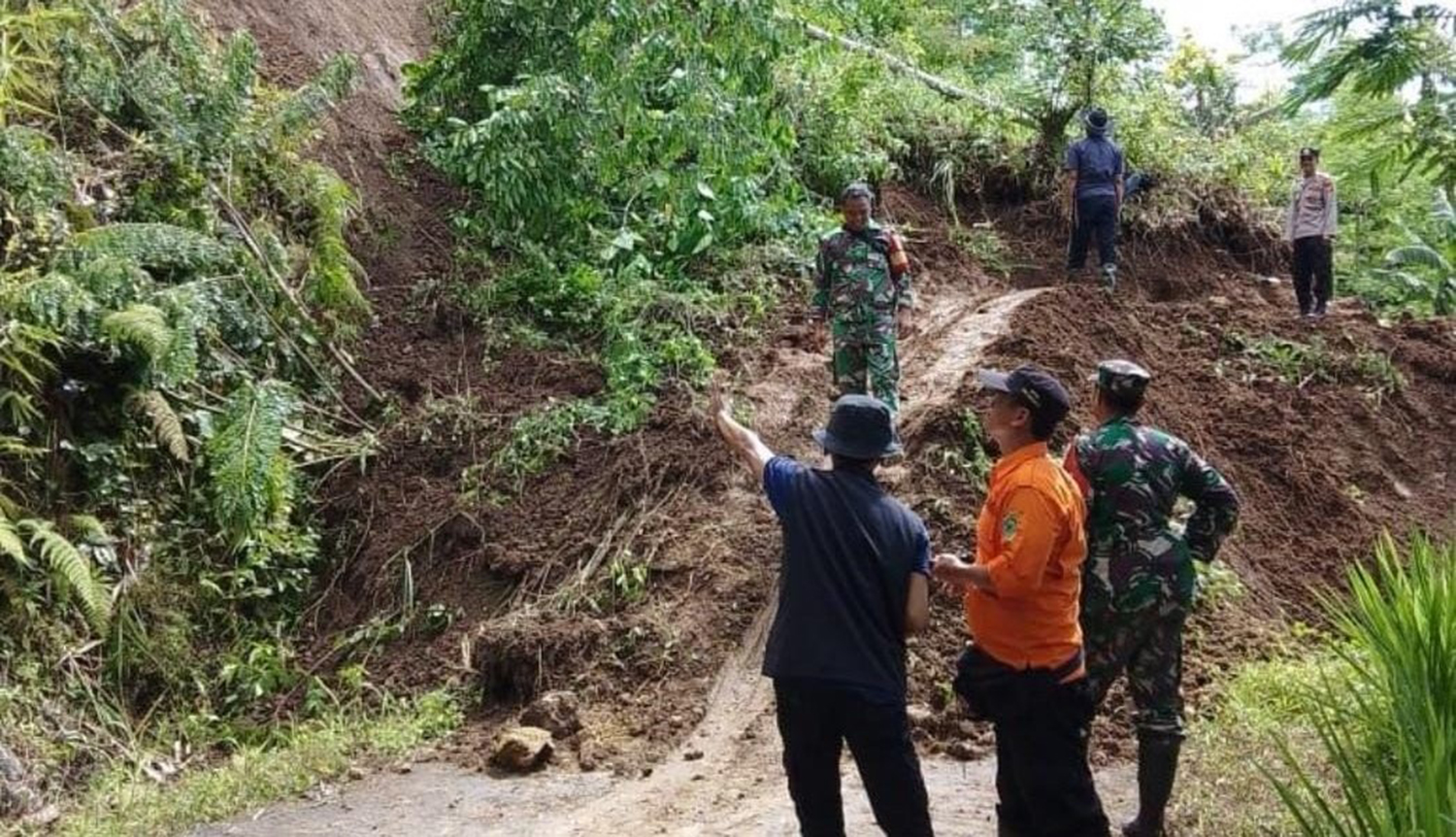 Longsor dan Pergerakan Tanah Masih Mengancam Warga Kuningan