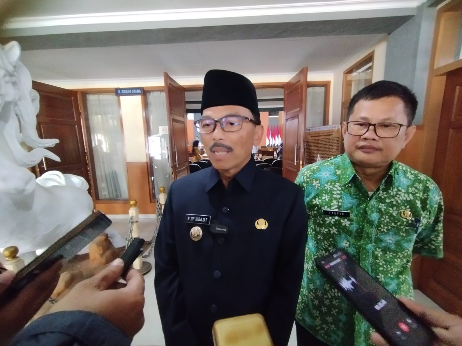 SAH, Pj Bupati Angkat Kepala BPKAD Jadi Plh Sekda Kuningan, Taufik: Saya Siap Amankan Kebijakan Pemerintah