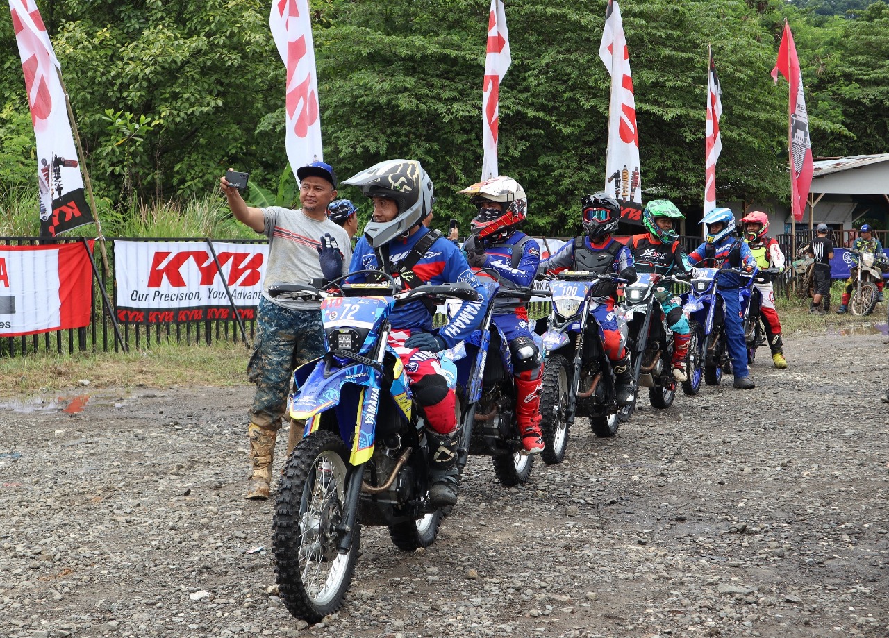 Keseruan Shell bLU cRU Yamaha Enduro Challenge, Berpetualang Sekaligus Berkompetisi Buktikan Keunggulan WR 155