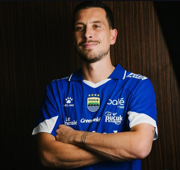 Alasan Mengejutkan Thom Haye Lebih Pilih Persib Bandung Tinggalkan Eropa, Jawabannya Bikin Bobotoh Bangga!