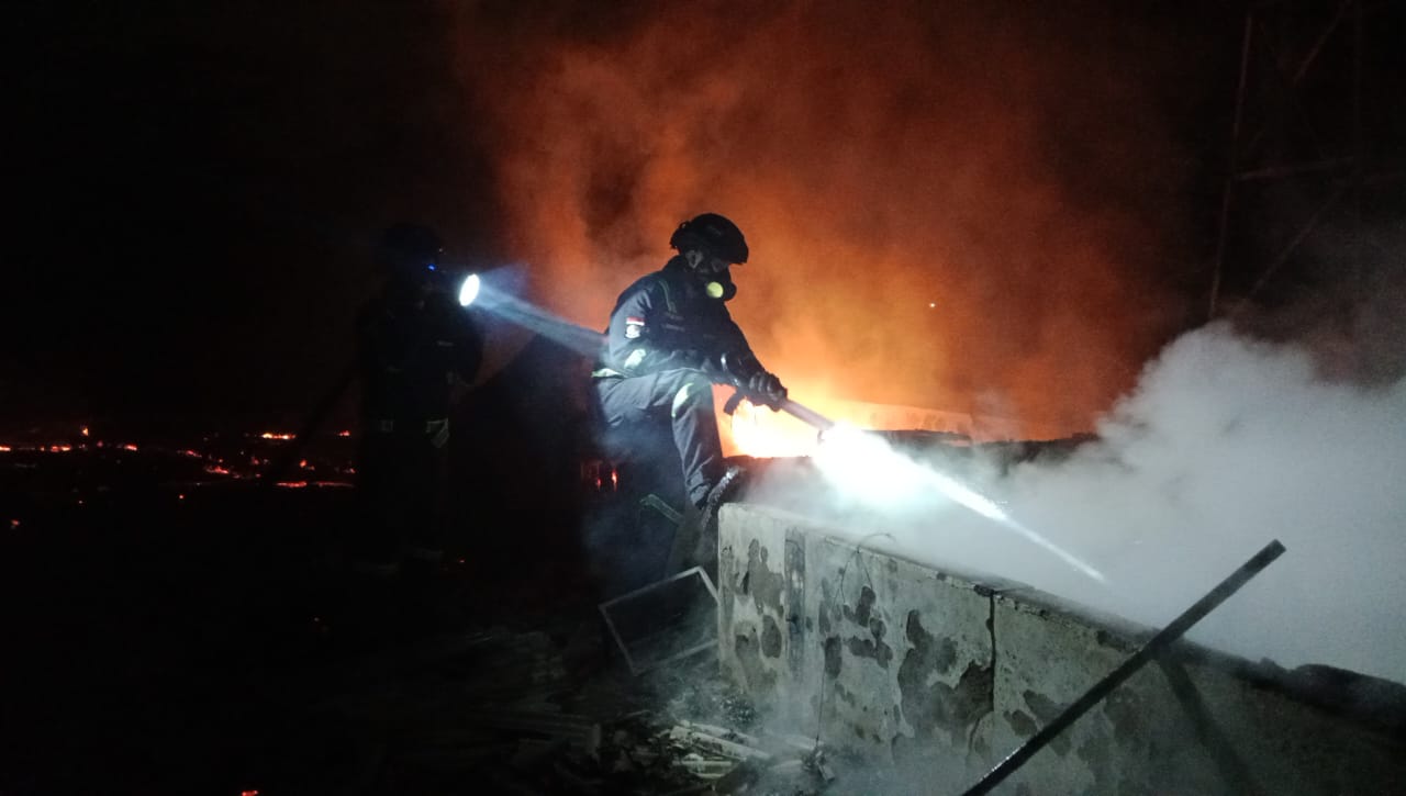 Ribuan Ayam Hangus Terpanggang di Cipicung, Kerugian Capai Ratusan Juta Rupiah