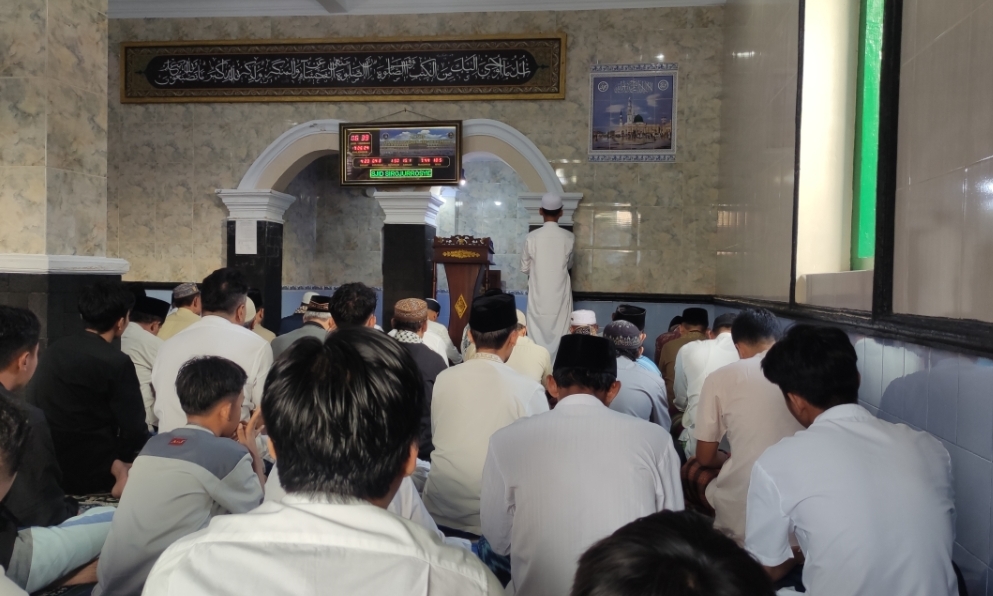 Salat Idul Adha di Masjid Sirojurrosyidin At Thohiriyah, Khatib: Ibadah yang Unik