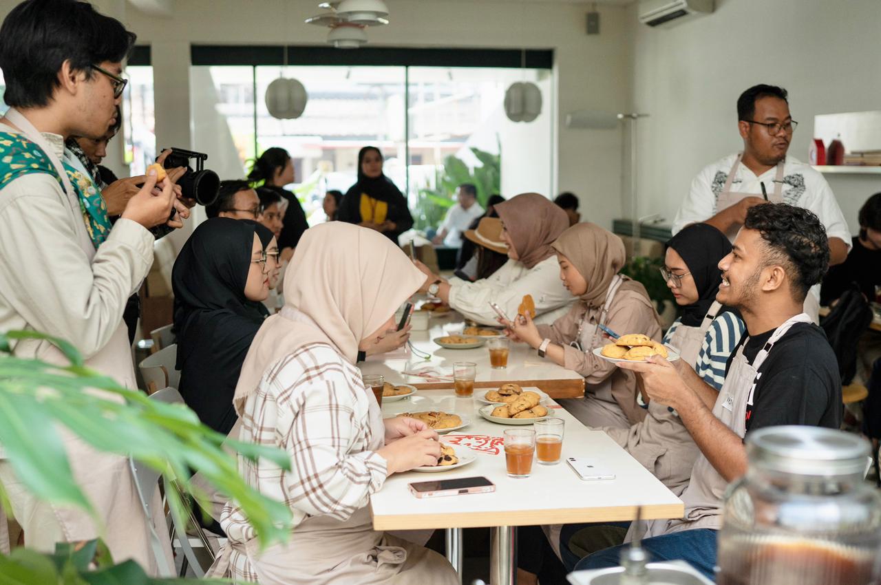 Yamaha Ajak Pengguna Fazzio & Filano kulineran serta Baking Experience Kekinian di Bandung