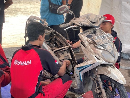 Yamaha Peduli, Hadirkan Posko Yamaha untuk Bali Tuk Berikan Servis Gratis Bagi Warga Terdampak Banjir