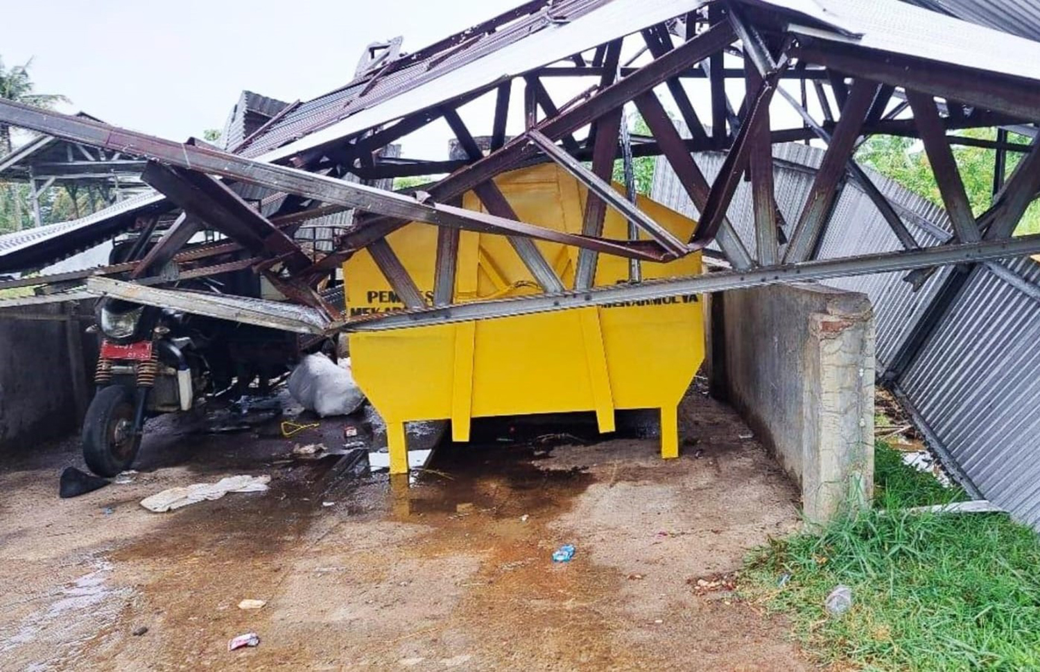 Lokasi Kerusakan Akibat Hujan Disertai Angin Kencang di Wilayah Kuningan