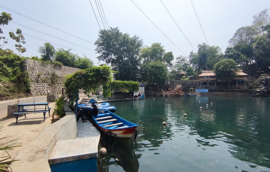 Telaga Biru Situ Cicerem, Sesuai Asalnya Memang Tempat Pertemuan, Cocok untuk Ikat Janji