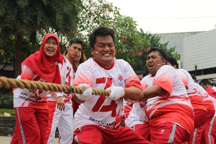 20 Ide Hadiah Lomba Panjat Pinang, Unik dan Murah Meriah, Simak Selengkapnya