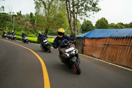 Selebrasi 1 Dekade NMAX : Journalist MAXi Community Touring ke Pantai Selatan Jawa