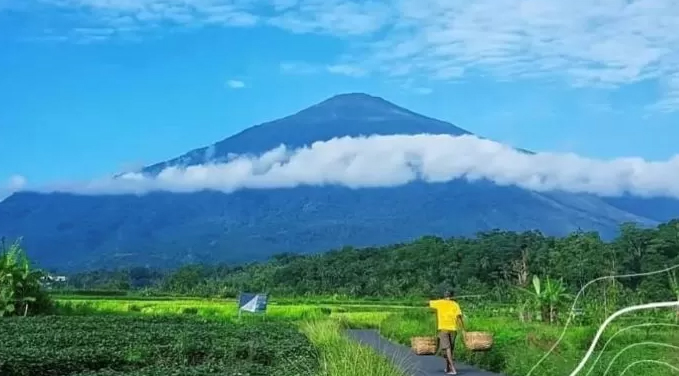 Ketahui, Hal yang Harus Diperhatikan saat Pergi Liburan ke Gunung