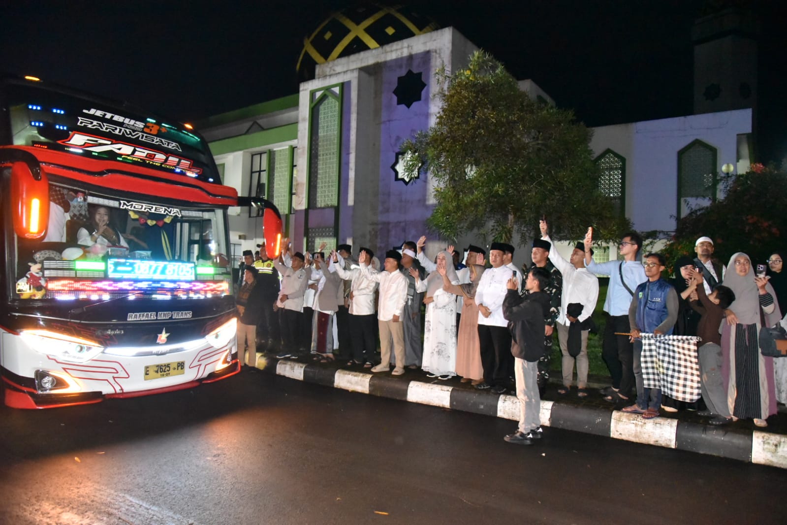 243 Jemaah Haji Kuningan Kloter 39 Resmi Berangkat, Langsung Terbang dari Kertajati