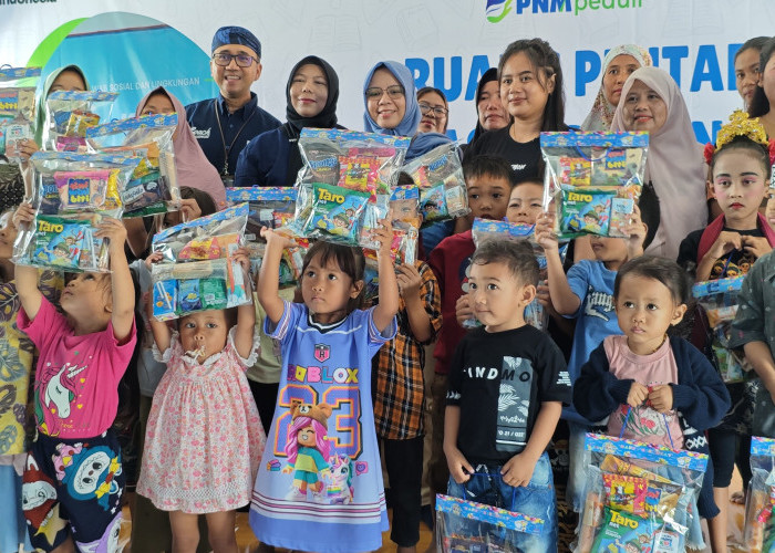 Ruang Pintar PNM di Mundu Pesisir Kembali Terima Bantuan, Anak-Anak Makin Antusias Belajar