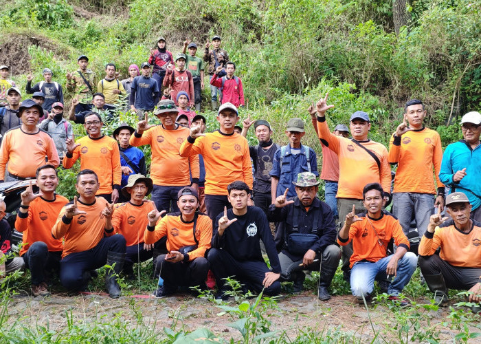 Pulihkan Hutan Desa Bantaragung, Paguyuban Silihwangi Majakuning Tanam Seribu Pohon