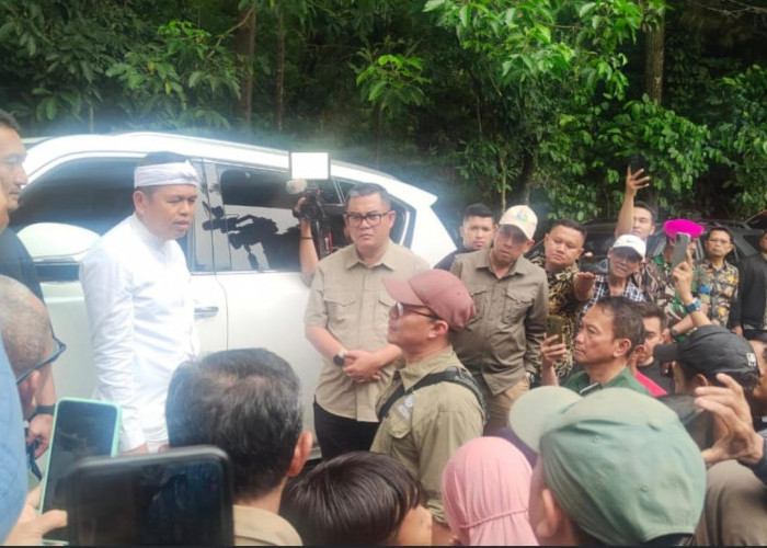 Sidak Gunung Ciremai, KDM Sembur Kepala TNGC: Ciremai itu Dijaga, Bukan Dikomersilkan¡