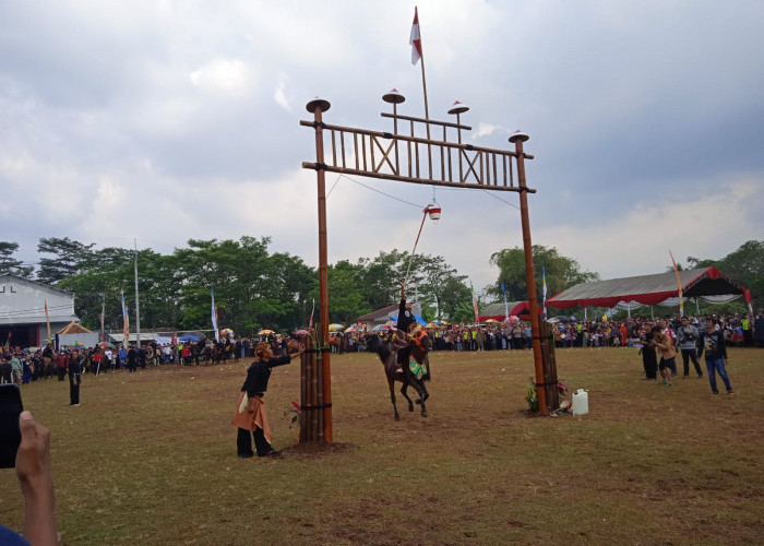 Sapton, Hiburan Santai Para Raja Kuningan Setiap Hari Sabtu