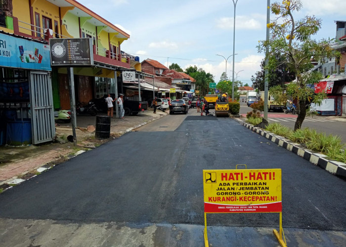 Ada Gelaran Operasi Ketupat Lodaya, Dinas PUTR Kuningan Hentikan Sementara Perbaikan Jalan Kabupaten