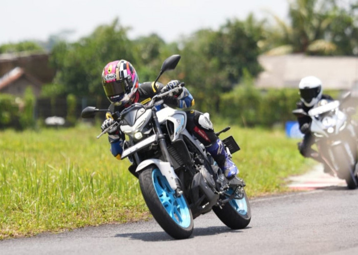 BLU CRU Experience Day Hadir kembali,Ngumpul Bareng, Asah Knowledge dan Skill Safety Riding Bersama M.Faerozi