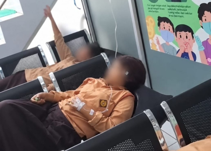 28 Siswa SMPN 2 Ciwaru Pusing dan Mual, Diduga Keracunan 