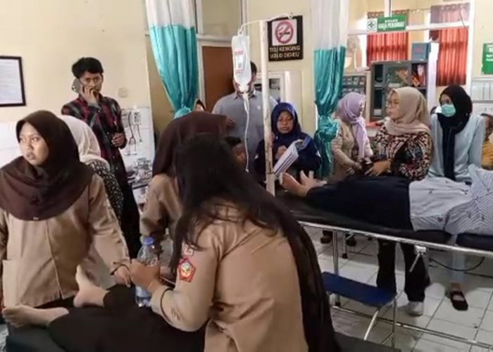 BREAKING NEWS! Puluhan Siswa SMAN 1 Luragung Diduga Keracunan Usai Santap MBG
