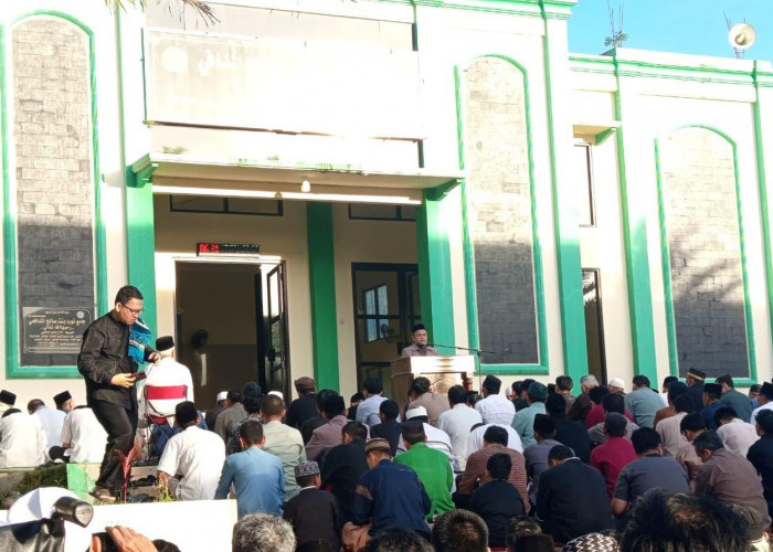 Lautan Jamaah di Kampus UM Kuningan, Salat Ied Muhammadiyah Meluber hingga ke Jalan