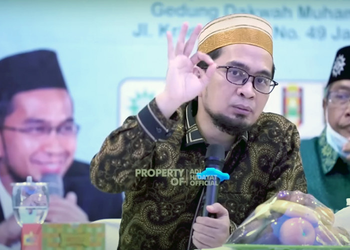 Ustadz Adi Hidayat Sebut 3 Amalan Utama Ramadhan, Makna Kalimat La'allakum Tattaqun