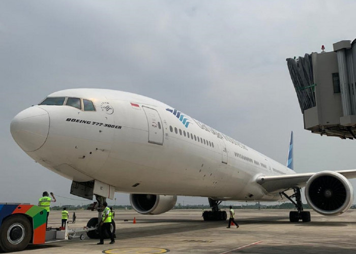 Jemaah Haji Jawa Barat Diminta Terbang dari Bandara Kertajati, Bos Garuda Indonesia: Tinggal Manut Saja