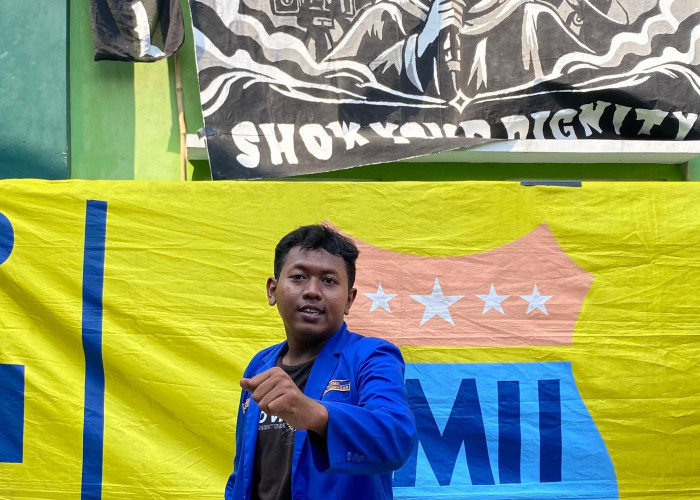 Jalan Desa Pinara Rusak, Pengkolan Ciporang Rawan Kecelakaan