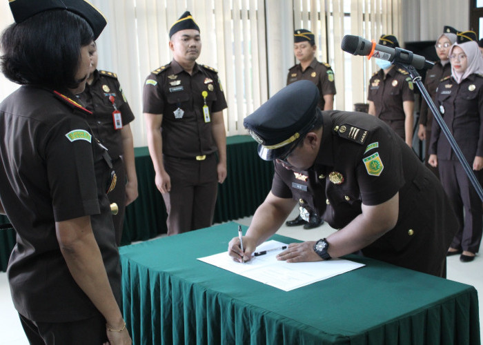 Gantikan Brian Kukuh Mediarto, Alexander Apriyanto Resmi Jadi Kasi Intel Kejari Kuningan