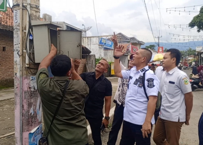 Sambungan Listrik PJU Ilegal: Hari Ini Diputus, Besok Nyambung Lagi