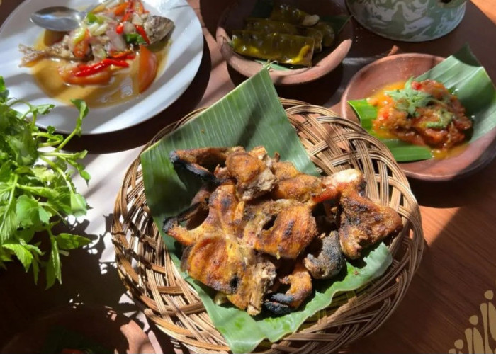 Mencicipi Nikmatnya Kuliner Ayam Bakakak di Sumedang, 3 Rekomendasi Ini Wajib Dicoba!
