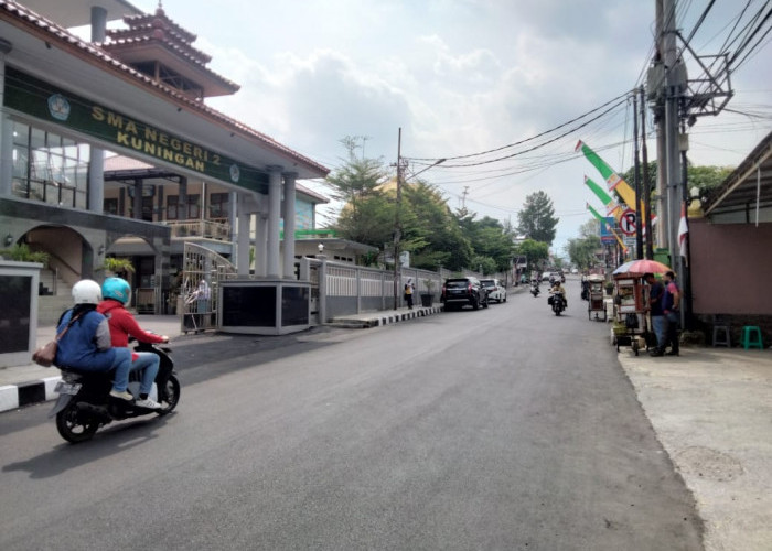 Paling Sibuk, DPUTR Perbaiki Jalan Rute Tour de Linggarjati 