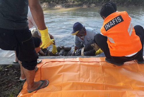 Mayat Pria Ditemukan Dalam Saluran Air di Indramayu, Tubuh Diikat Lakban