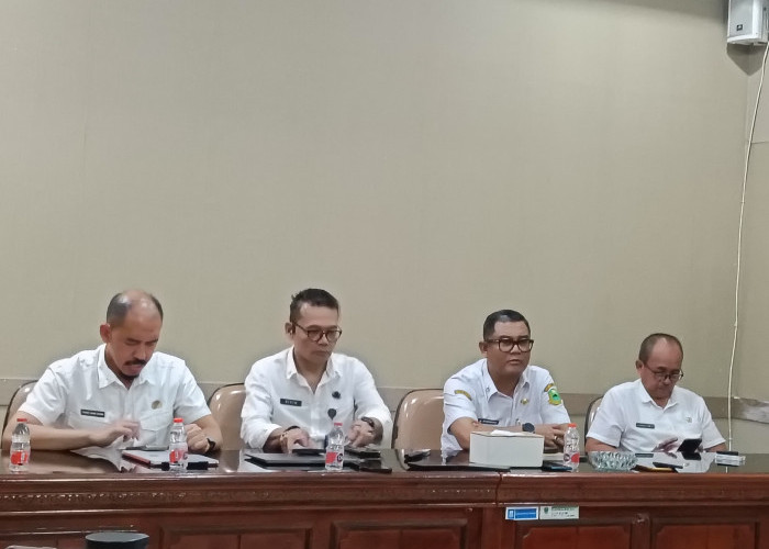 Menjinakkan Bom Waktu Fiskal Kuningan: Kiprah Kepala BPKAD yang Dipercaya Menata Ulang APBD