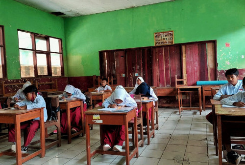 Sambut Tahun Ajaran Baru, Ada SD Negeri di Bandung Hanya Miliki 3 Siswa